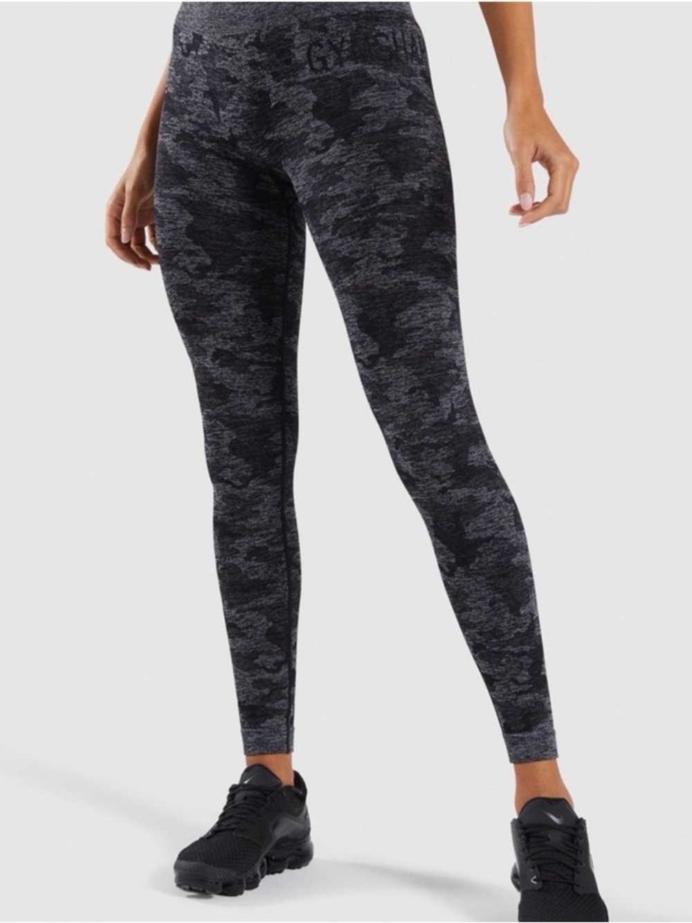 Gymshark Seamless Camo Black & Gray leggings